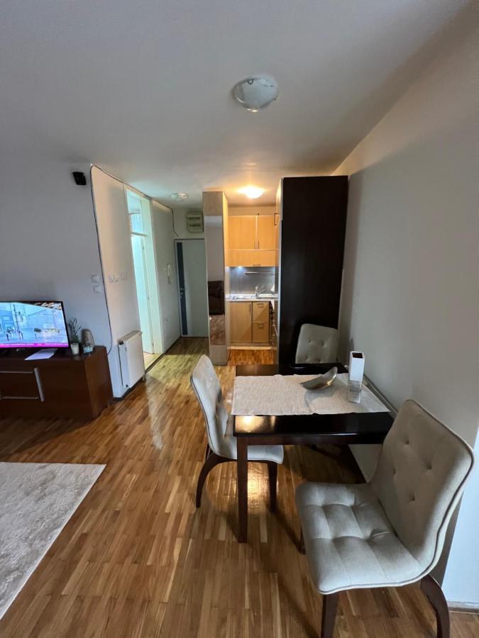 Sad Apartman Nis Exterior foto